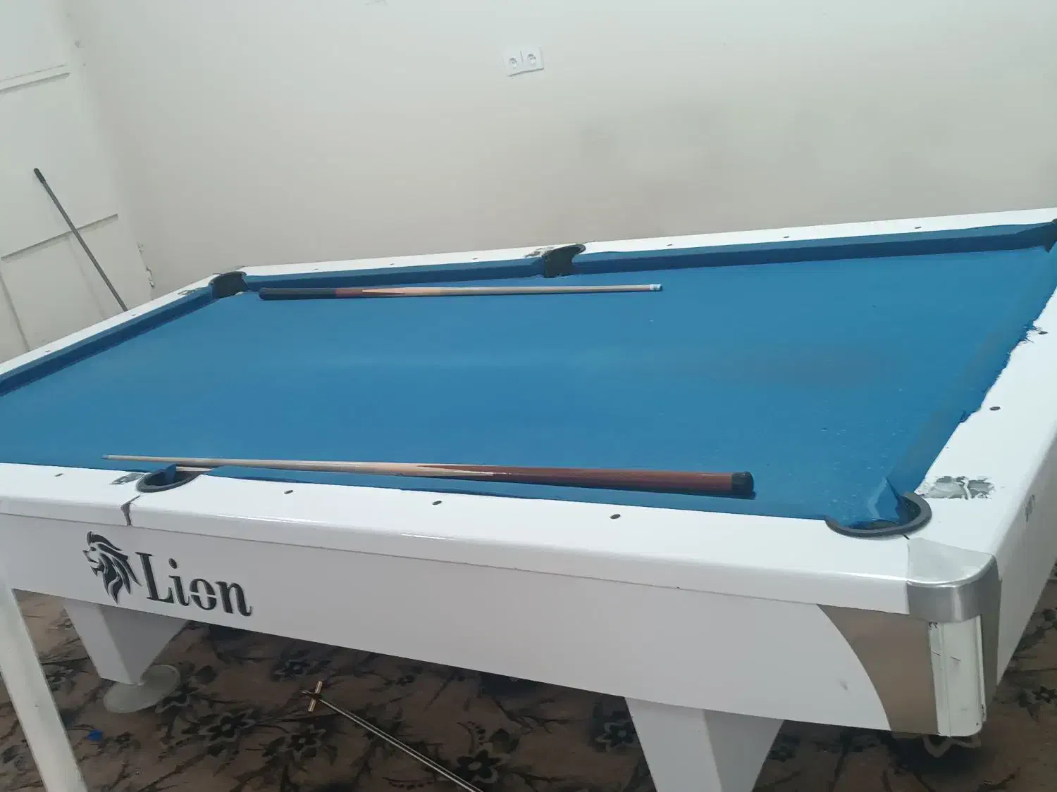 میز بیلیارد و ایر هاکی|تجهیزات ورزشی|قیروکارزین, |دیوار