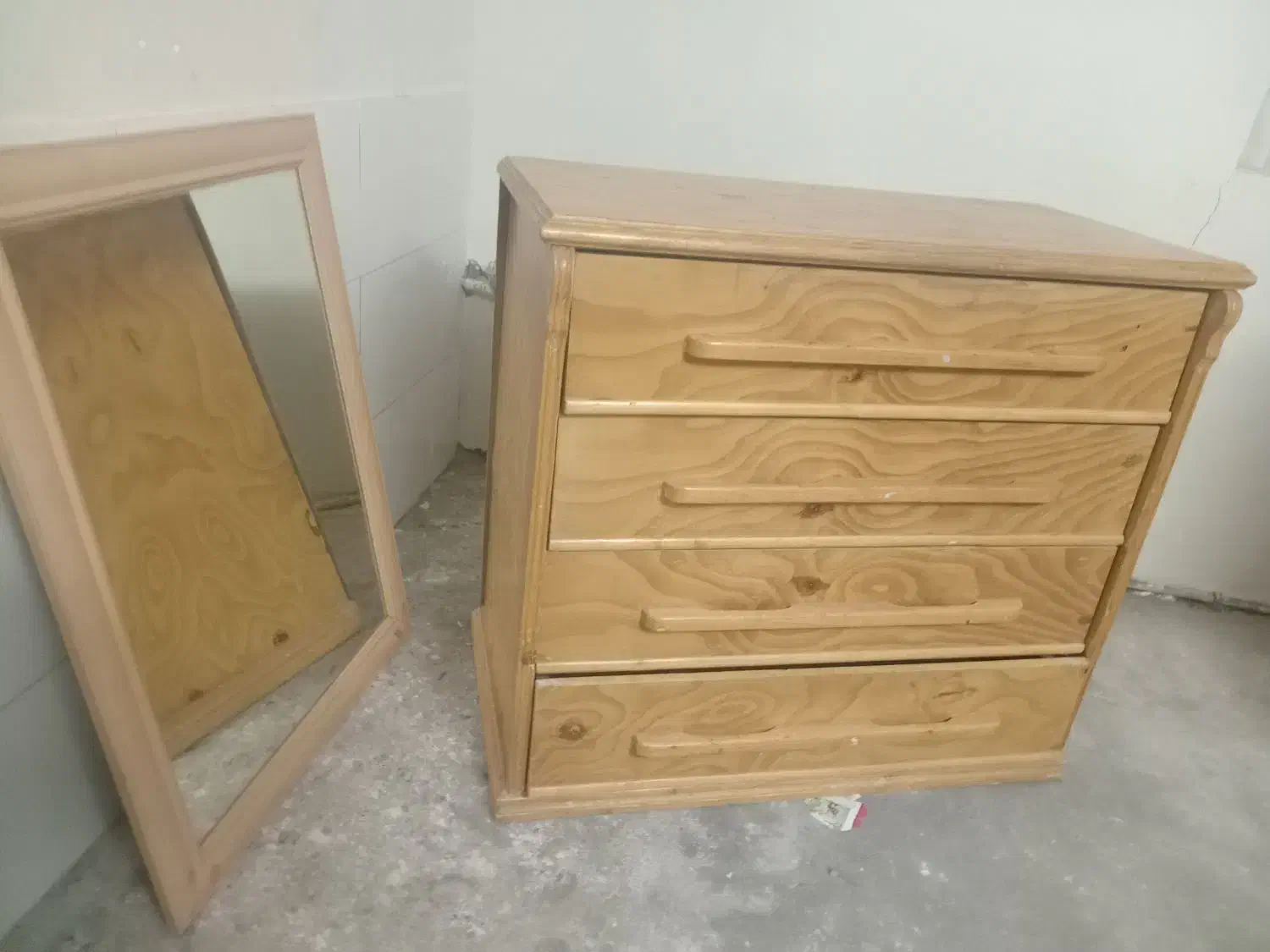 دراور تمام چوب|جاکفشی، کمد، دراور|نیشابور, مازول|دیوار