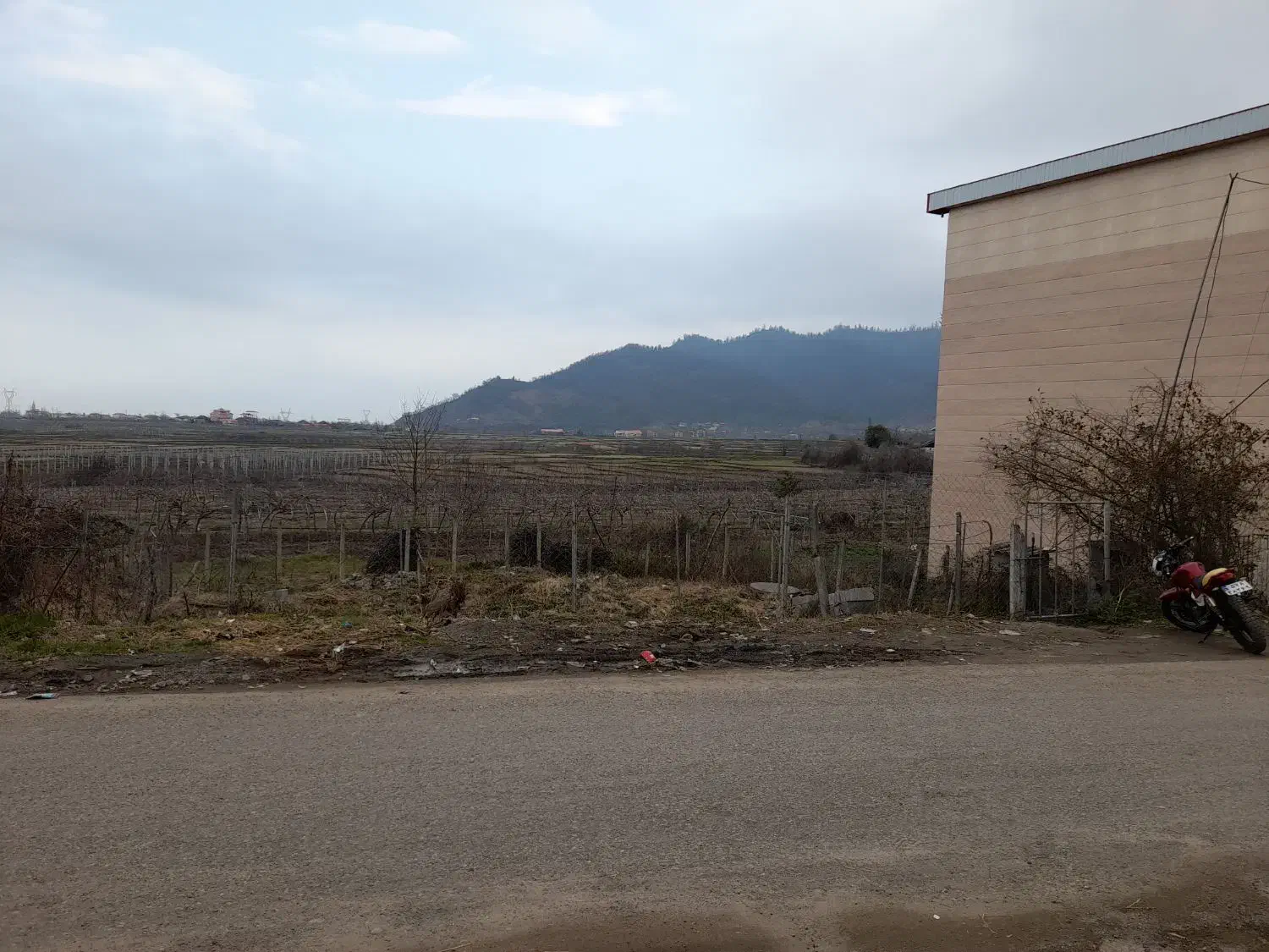 200مترزمین مسکونی|فروش زمین و ملک کلنگی|حویق, |دیوار