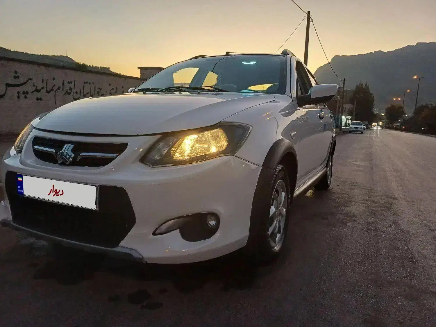 کوییک ۱۴۰۱|خودرو سواری و وانت|خرم‌آباد, |دیوار