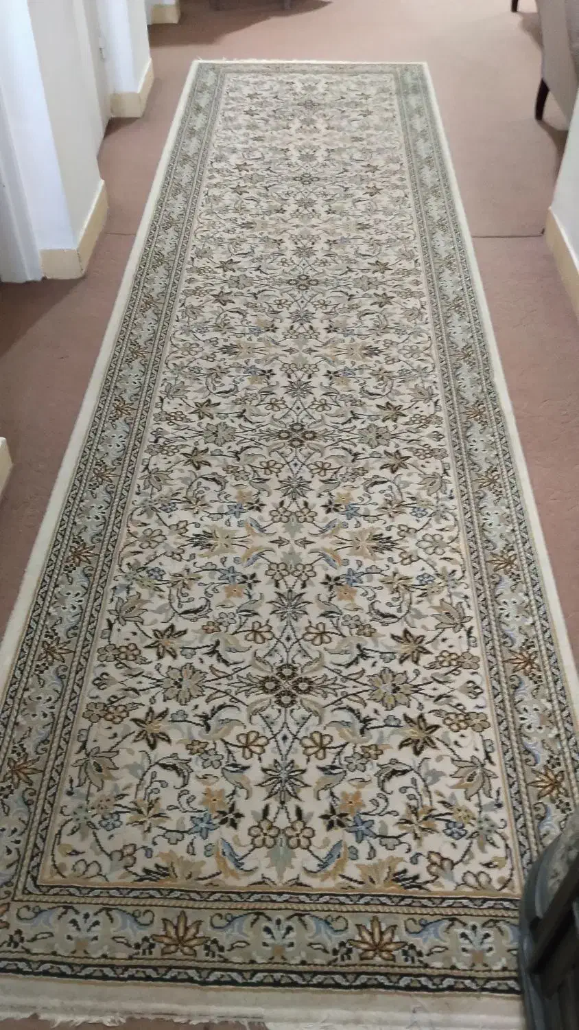 قالی داخل راه رو|فرش|مسجد سلیمان, |دیوار