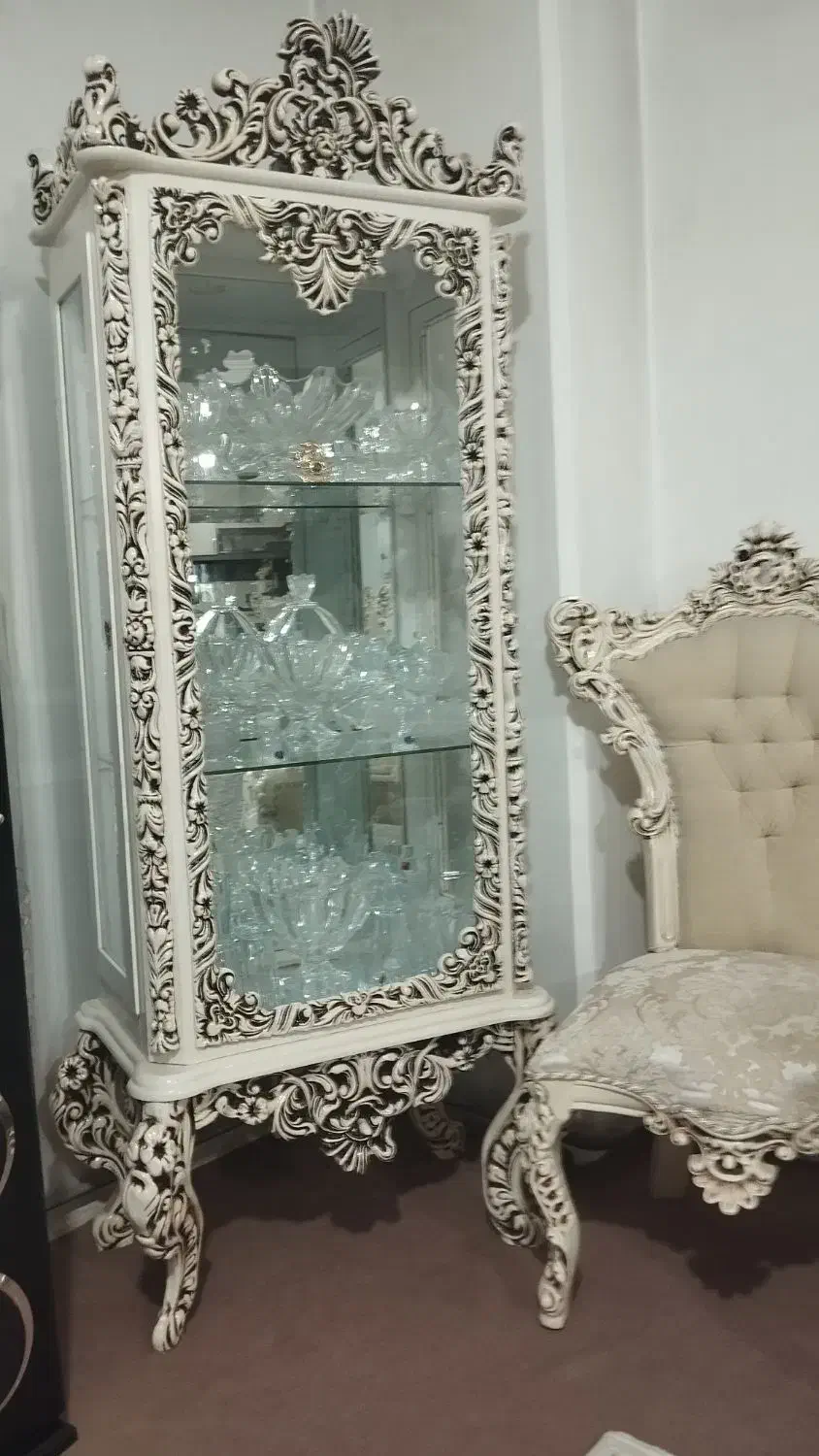 بوفه چوبی نو برا جهیزیه هست|بوفه، ویترین، کنسول|تبریز, |دیوار