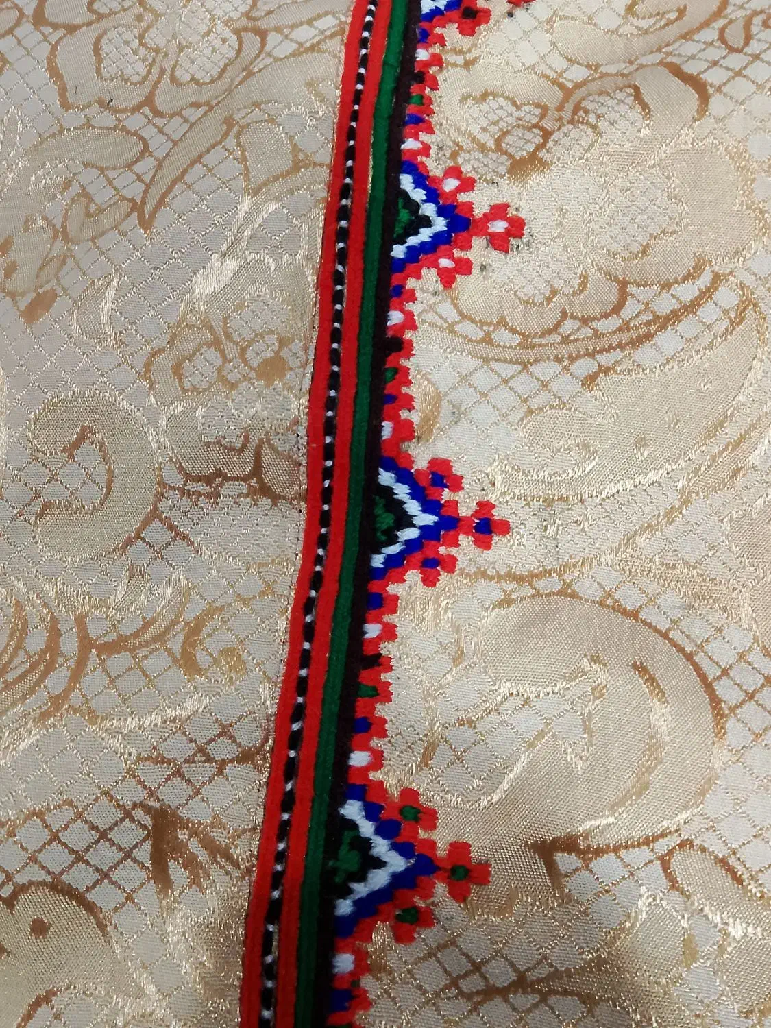 دوزنده تک دامن هستم|لوازم خیاطی و بافتنی|سراوان, |دیوار