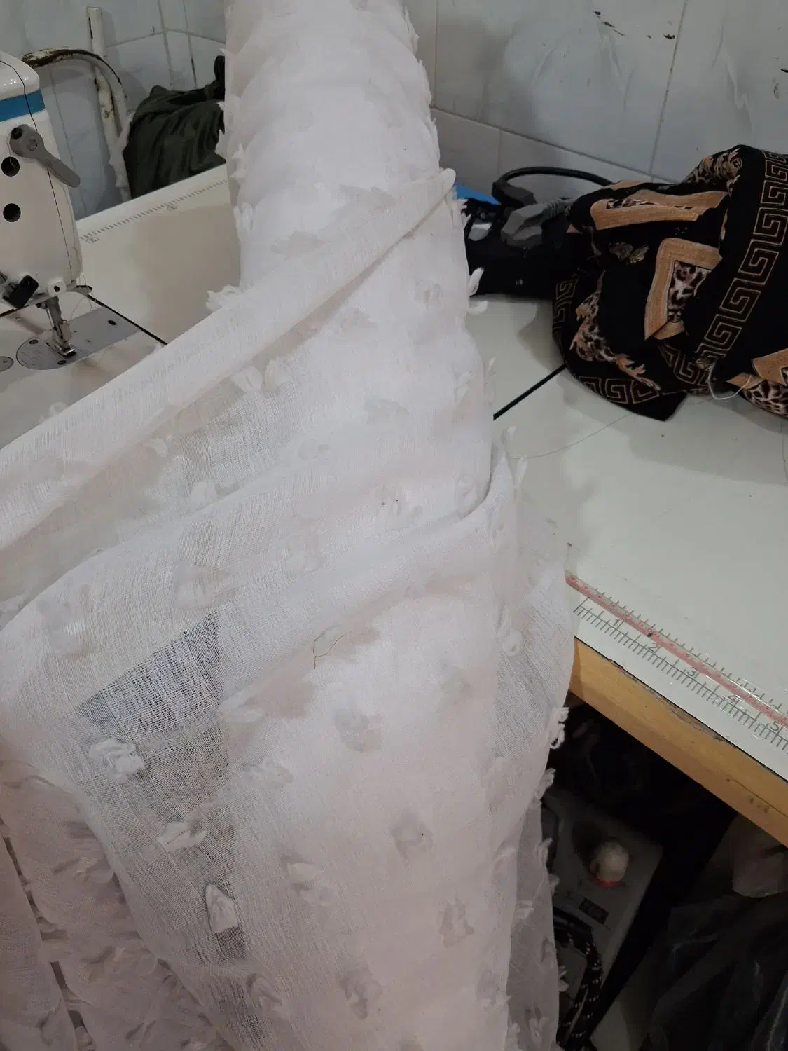 پارچه کیلویی پرده|پرده، رانر، رومیزی|سبزوار, امیر کبیر|دیوار