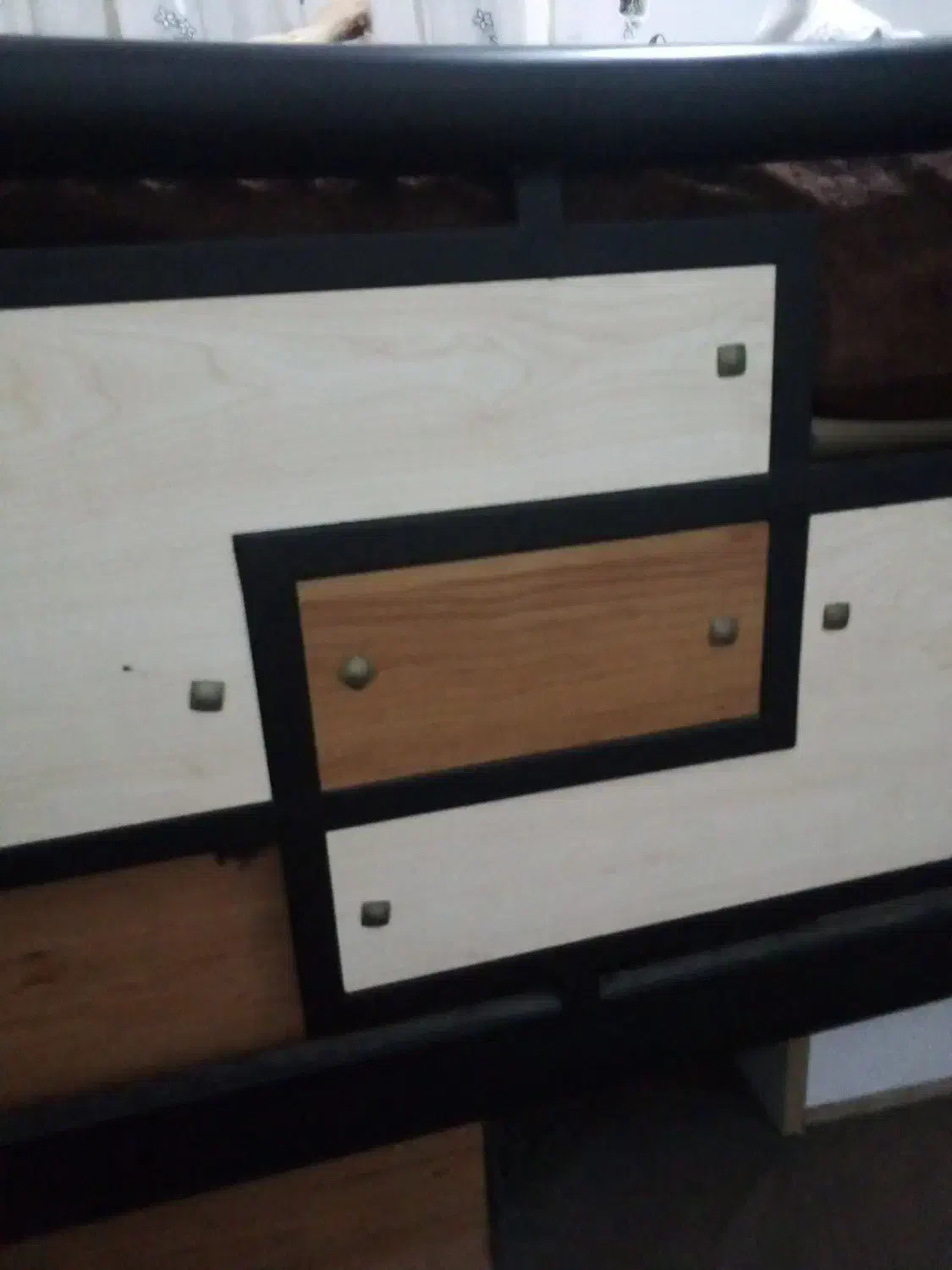 تخت دو نفره فلزی|تخت و سرویس خواب|اهواز, پادادشهر|دیوار