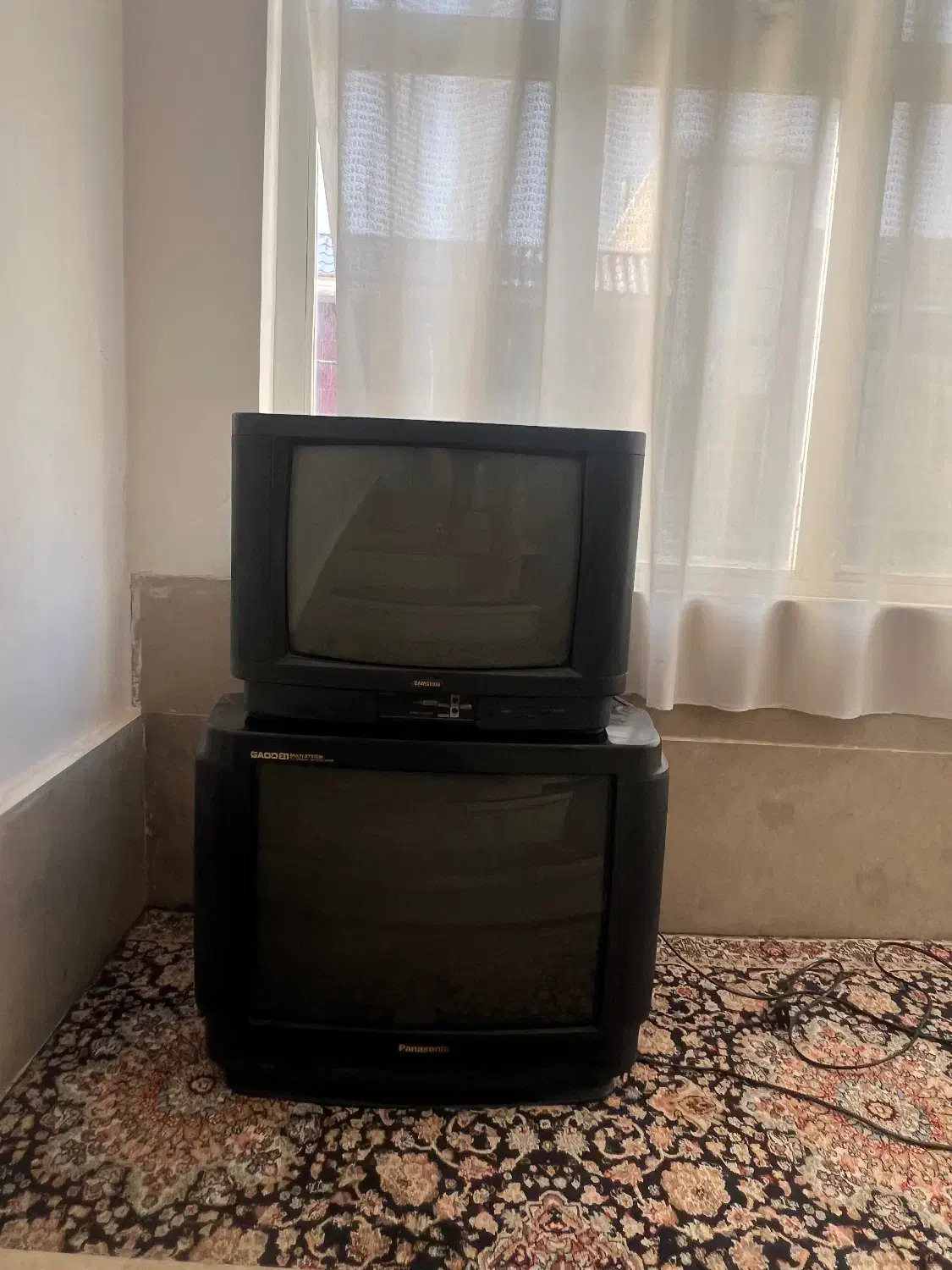 تلویزیون ۱۶ و ۲۱ اینچ|تلویزیون و پروژکتور|کرمانشاه, |دیوار