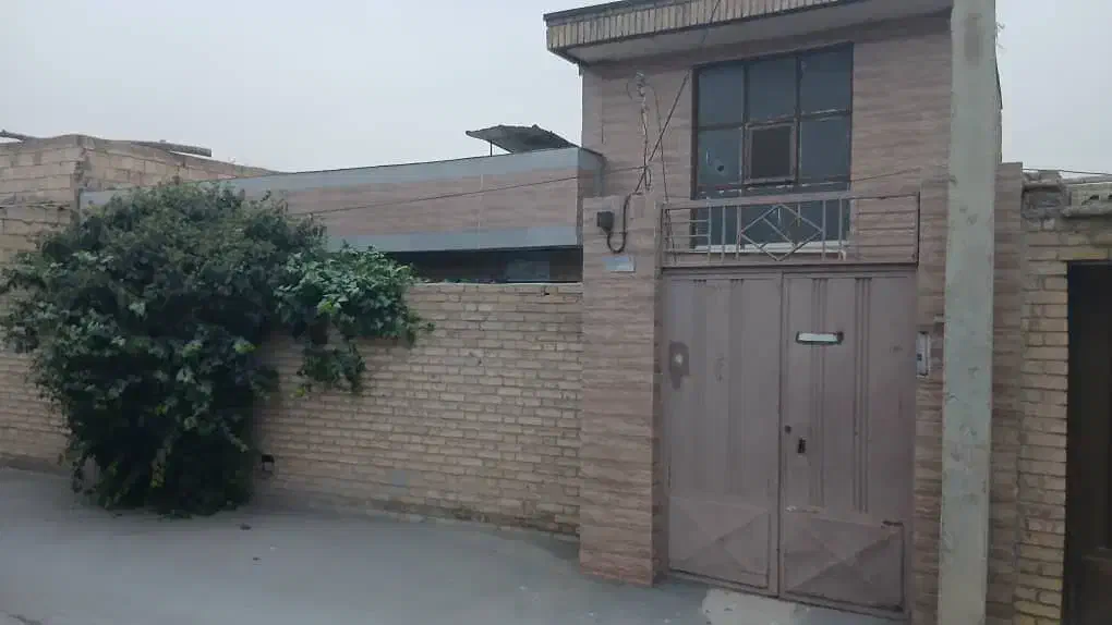 خانه باغی|فروش خانه و ویلا|لنجان, |دیوار