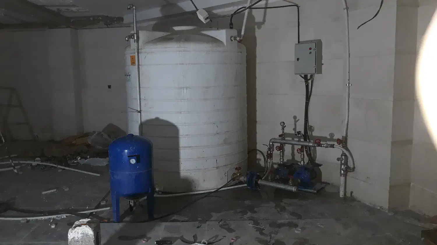 اجرای پمپ.لوله کشی.جوشکاری.|خدمات پیشه و مهارت|شیراز, تندگویان|دیوار