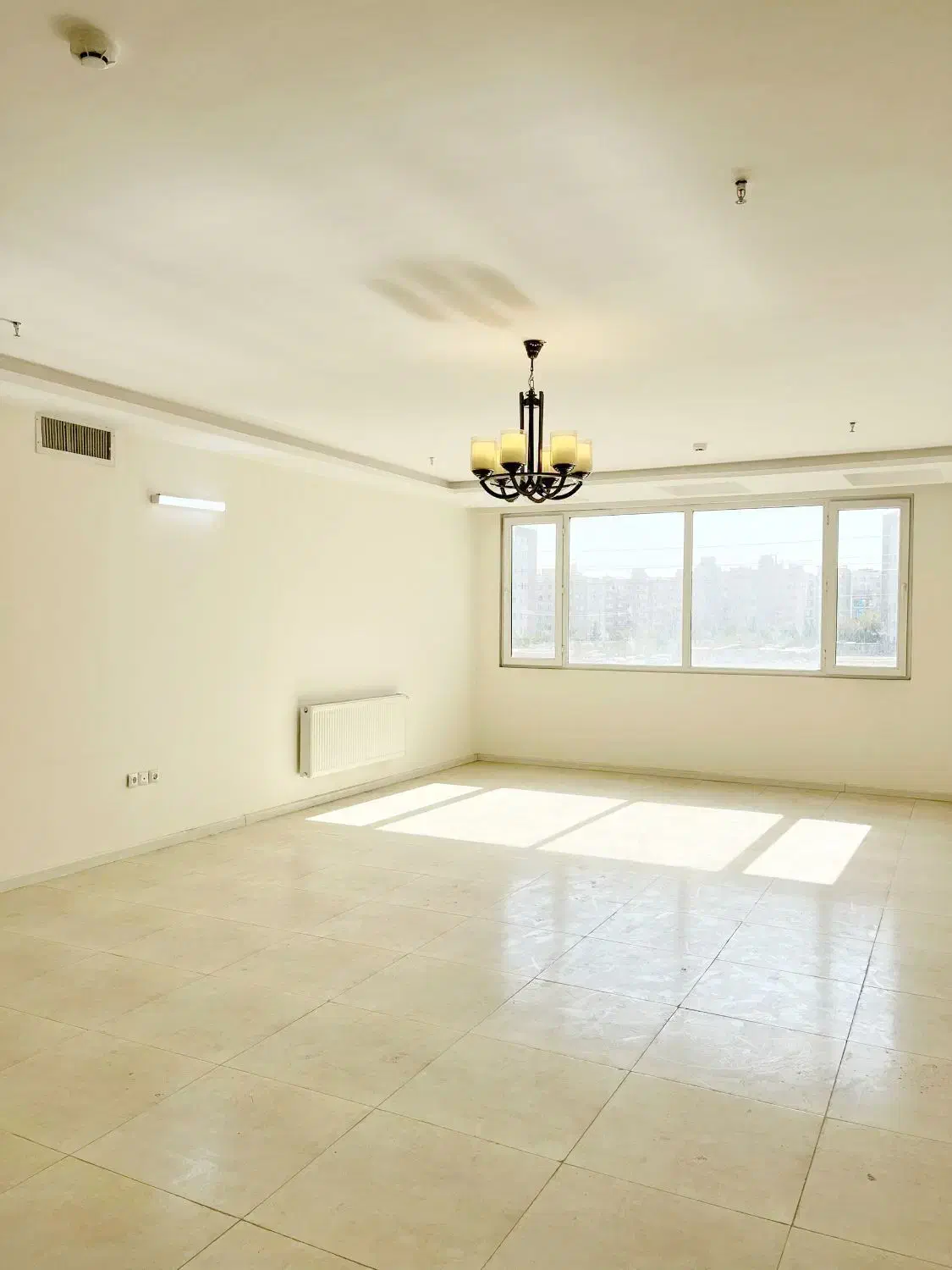 پذیرایی بزرگ*زیرفی*حاشیه/فروش فوری|فروش آپارتمان|مشهد, الهیه|دیوار