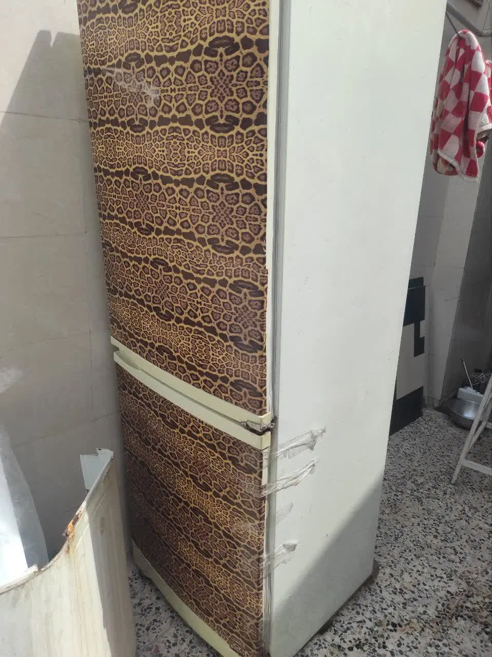 یخچال و فریزر|یخچال و فریزر|اهواز, منبع اب|دیوار
