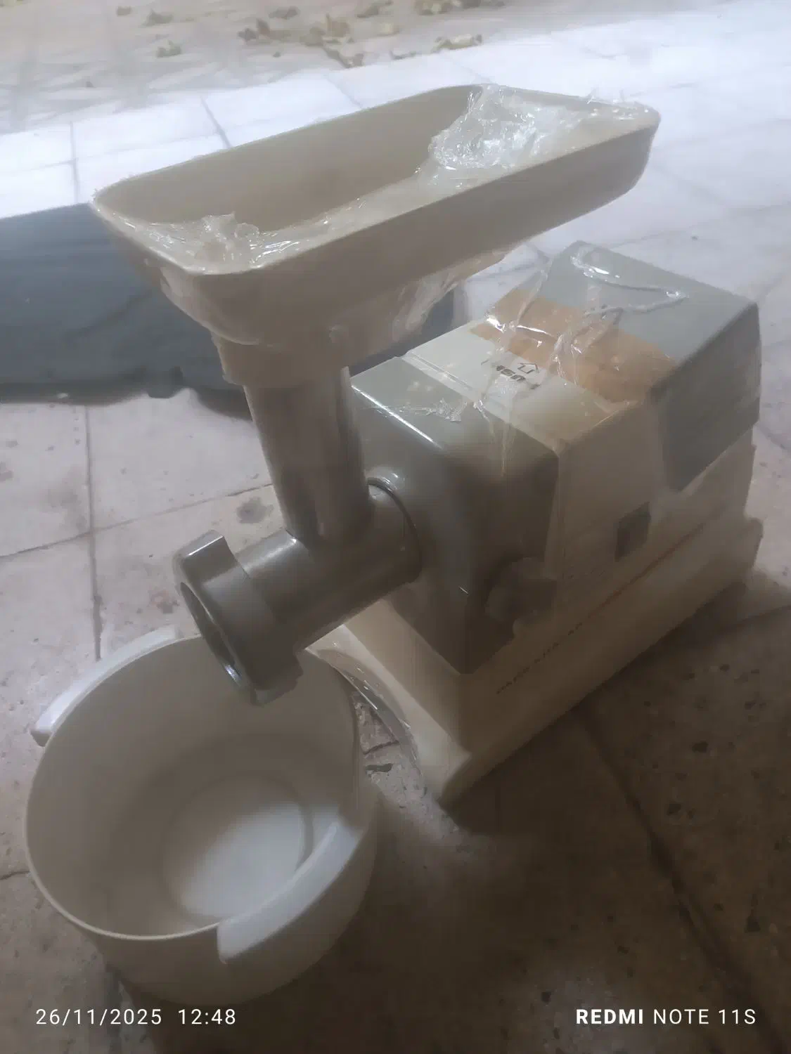 چرخ گوشت|خردکن، آسیاب، غذاساز|ری, فیروزآبادی|دیوار