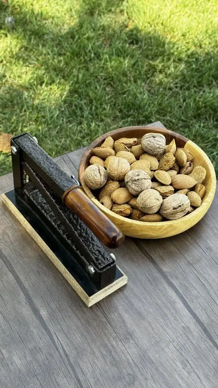 آسان شکن ( گردو شکن )|ظروف پخت‌وپز|سنقر, |دیوار