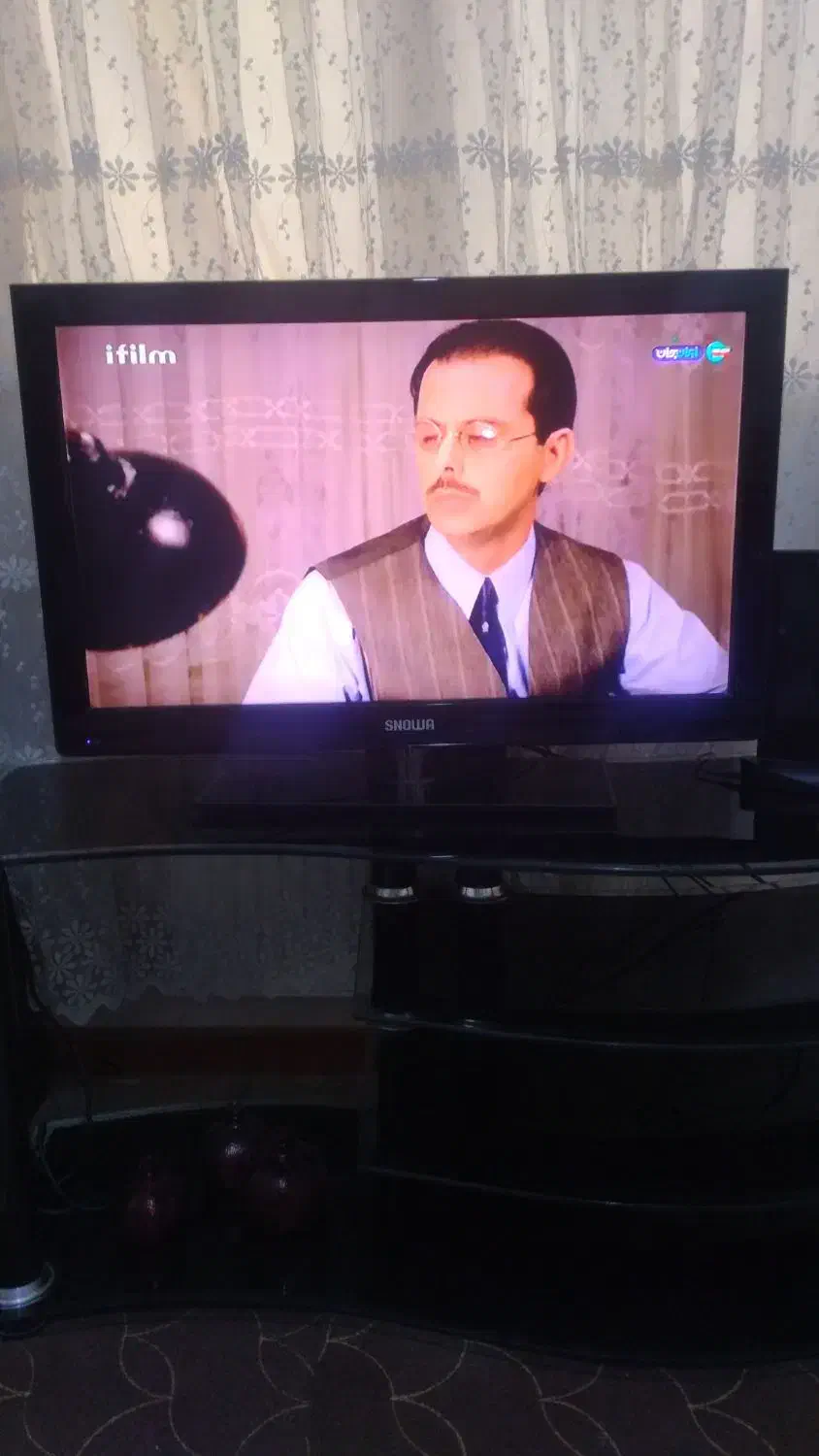 تلویزیون ۳۲اینج اسنوا ال سی دی|تلویزیون و پروژکتور|ساوه, |دیوار