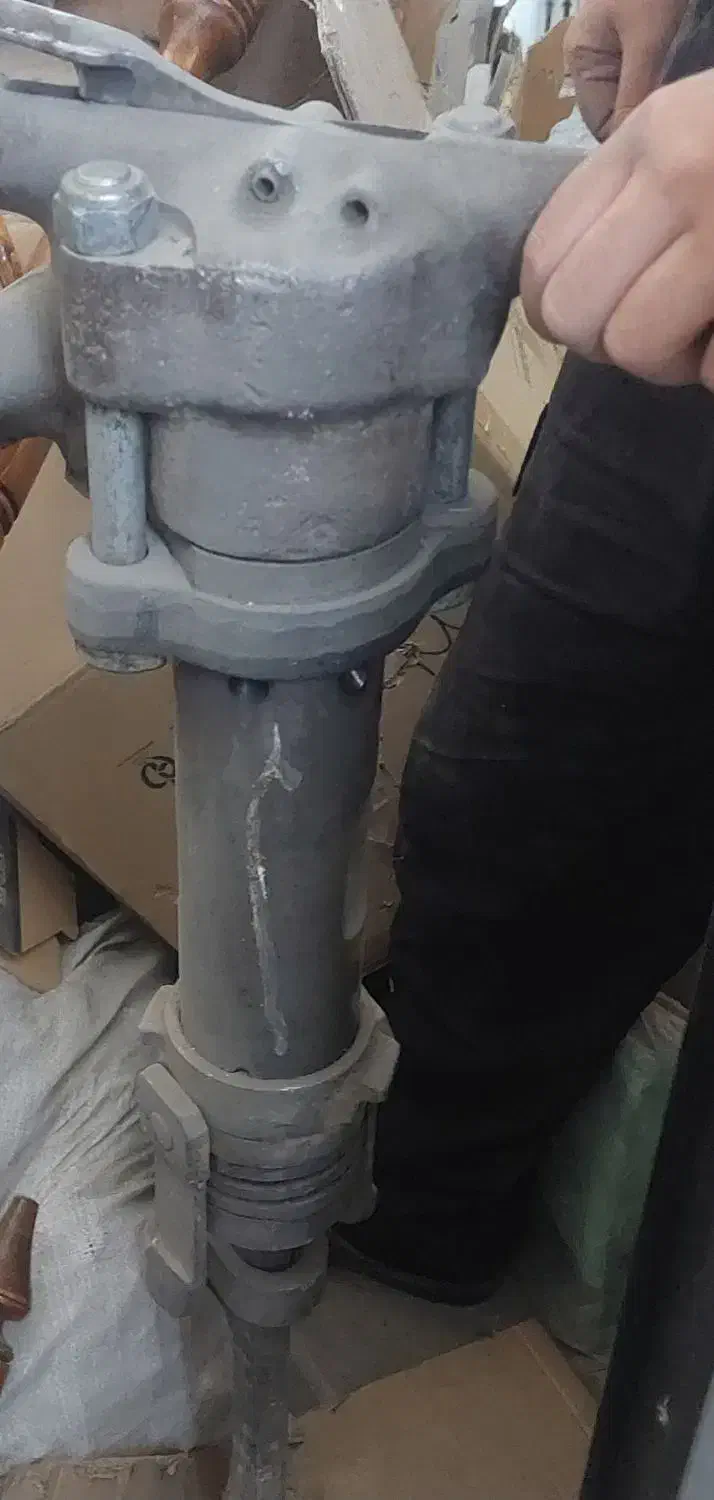 هیلتی بادی سالم|ابزارآلات|برخوار, |دیوار