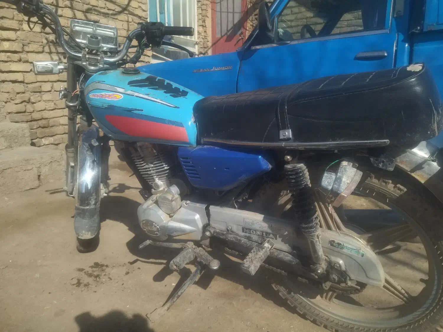 200مدل 93|موتورسیکلت|تربتحیدریه, آغوی|دیوار