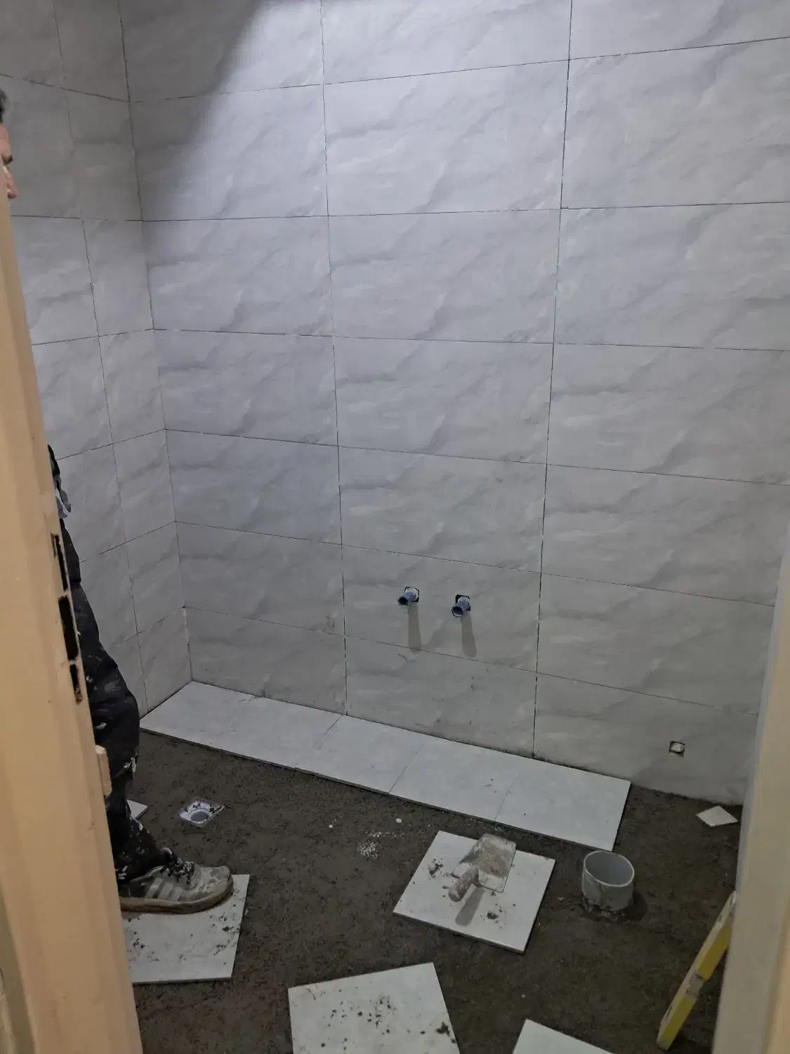 کاشی کاری کاشیکار گچکاری نصب ماربل شیت تخریب|خدمات پیشه و مهارت|کرج, گلشهر|دیوار