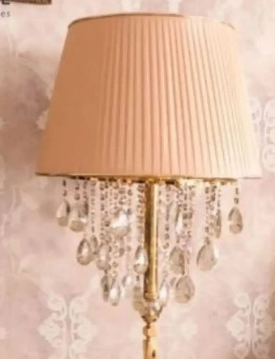 آباژور ایستاده با گوی های اشکی|چراغ خواب و آباژور|تهران, تهرانسر شرقی|دیوار