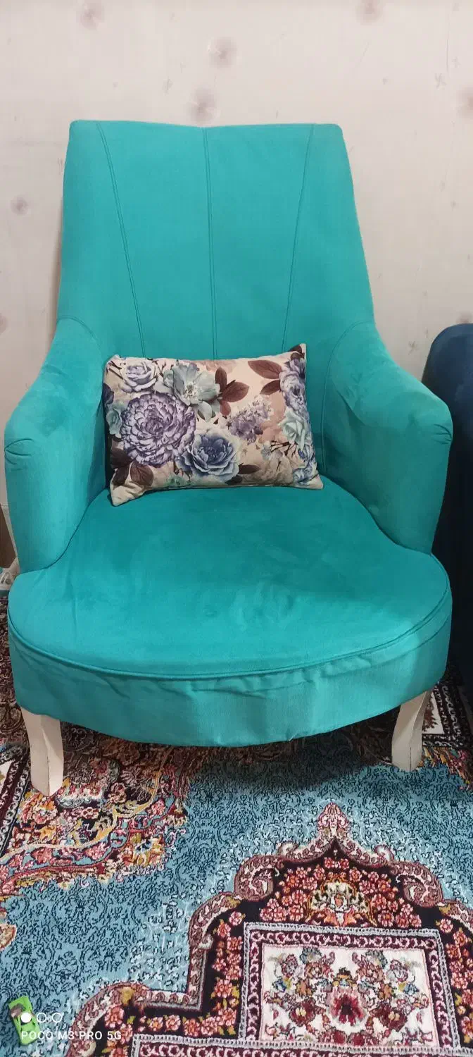 مبل ۵ نفره|مبلمان خانگی و میز عسلی|هشتگرد, شهرک ارم غربی|دیوار