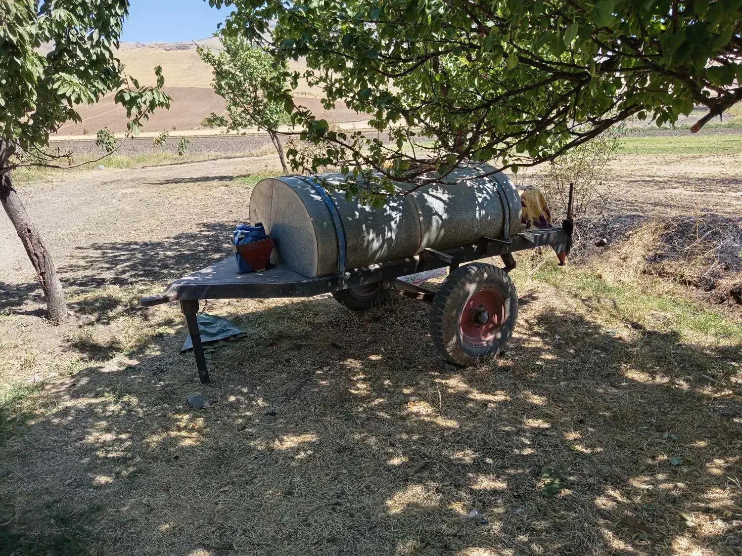 فروش تانکر سمپاشی چرخدار|ماشینآلات صنعتی|کامیاران, |دیوار