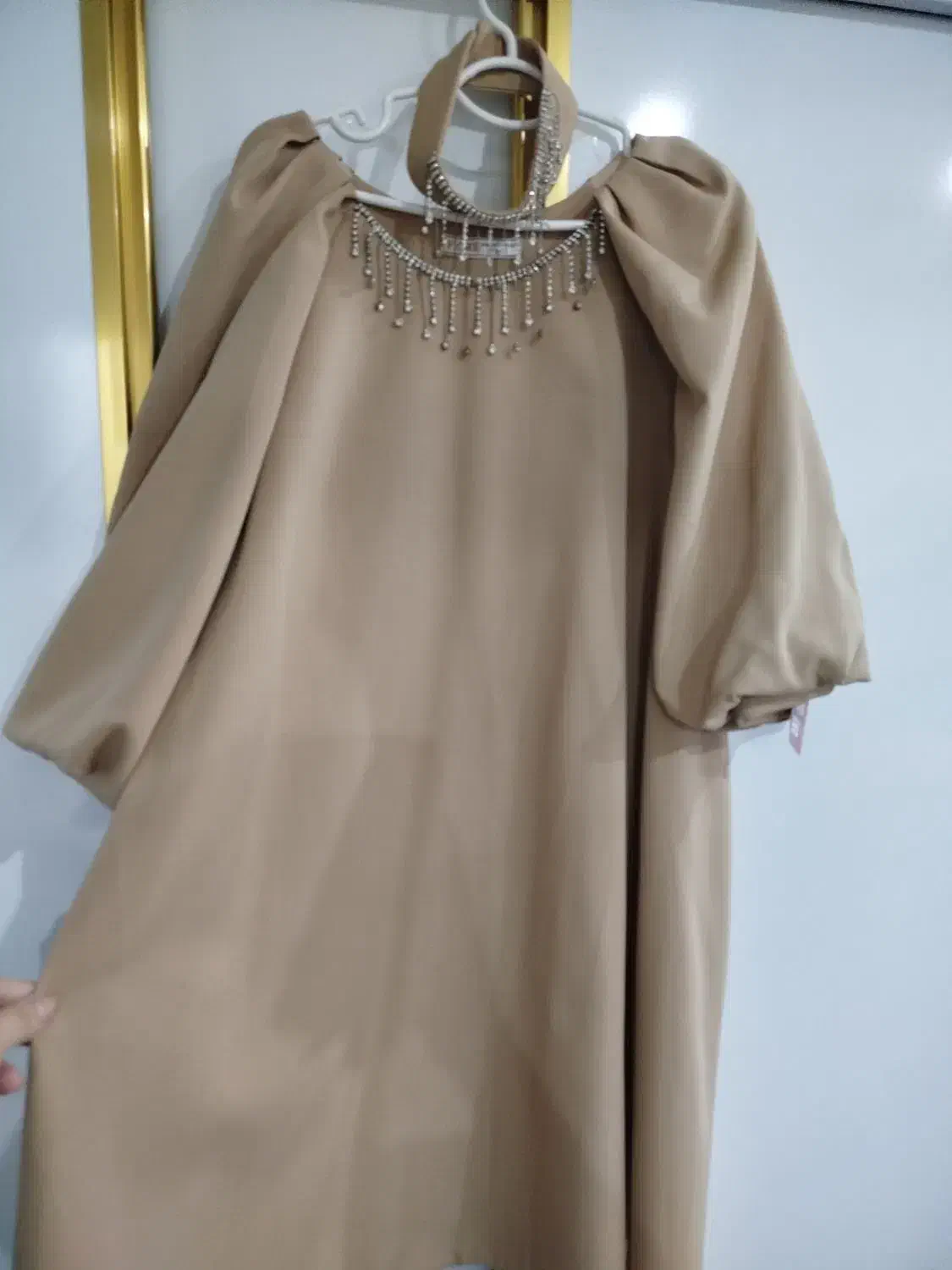 مجلسی|لباس|تاکستان, |دیوار