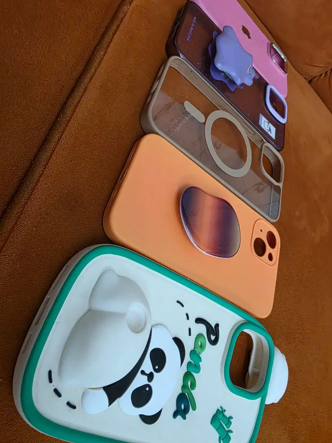 قاب آیفون۱۳در حد نو به قیمت ۲۰۰تومن هرعدد|لوازم جانبی موبایل و تبلت|قزوین, |دیوار