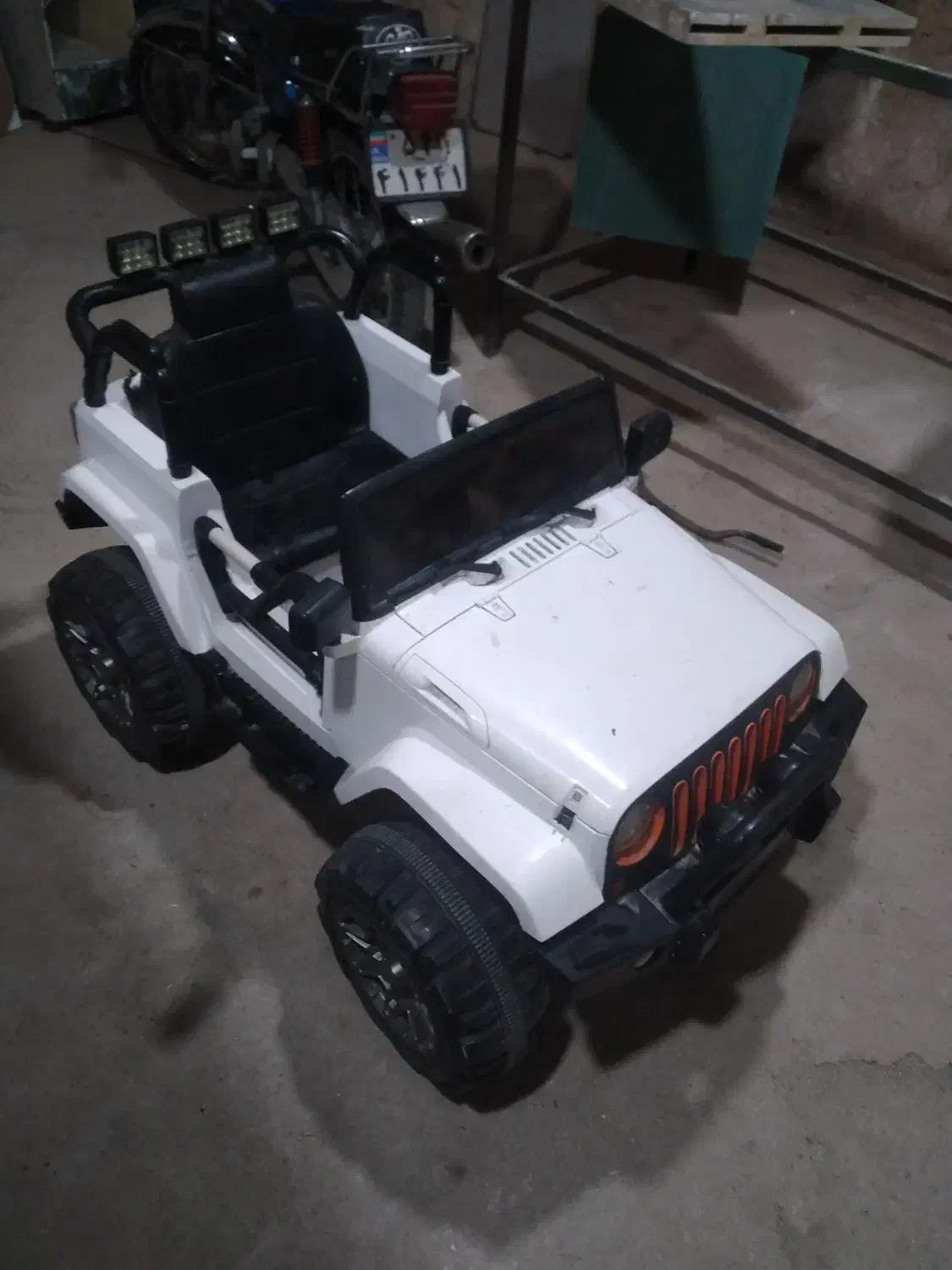 ماشین شارژی اصلی|اسباب‌بازی بچه|بروجرد, |دیوار