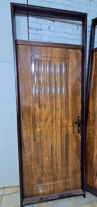 درب اتاقی زیر قیمت محدود|مصالح و تجهیزات ساختمان|بم, |دیوار