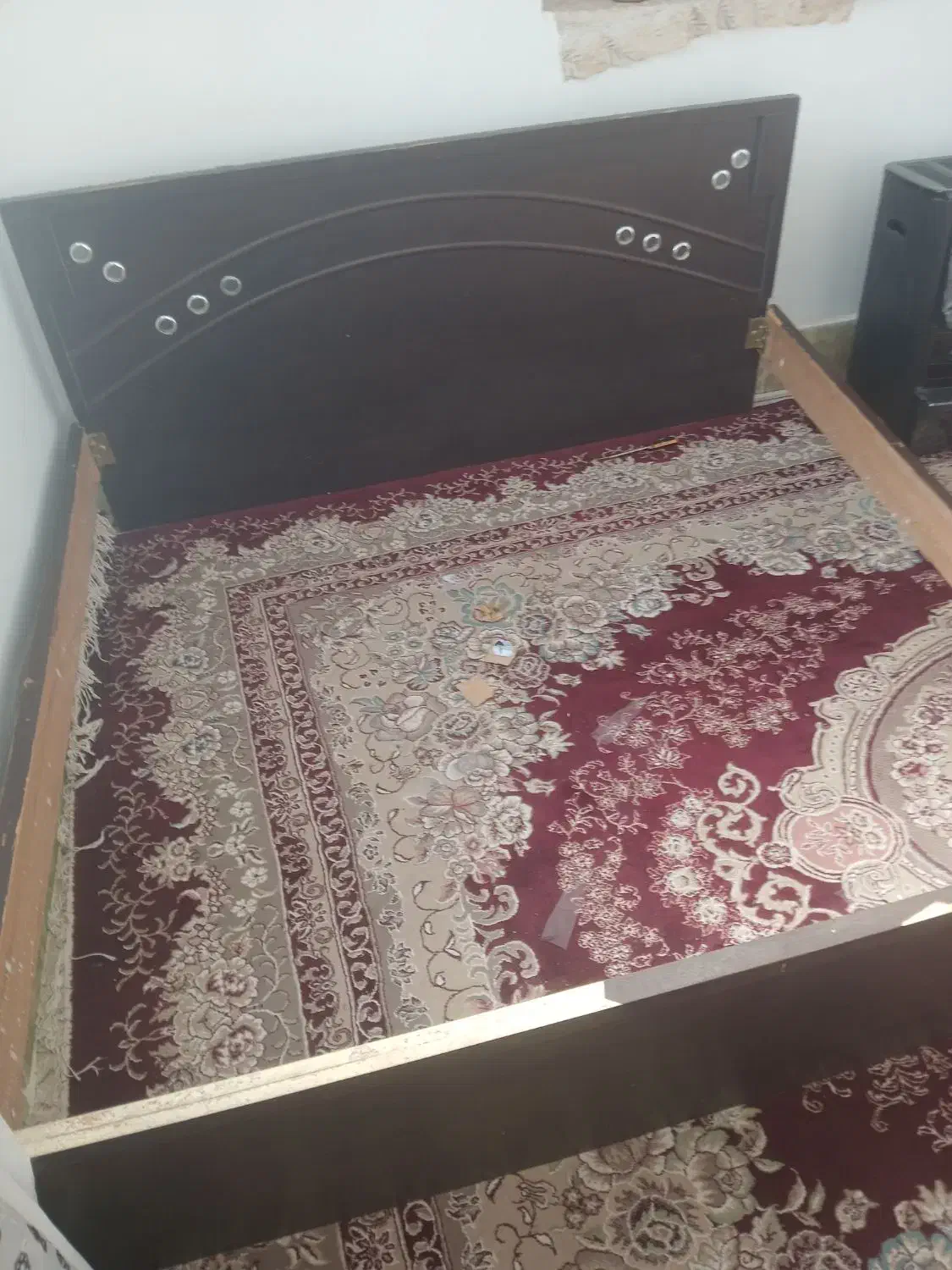 تختخواب|تخت و سرویس خواب|بردسکن, |دیوار