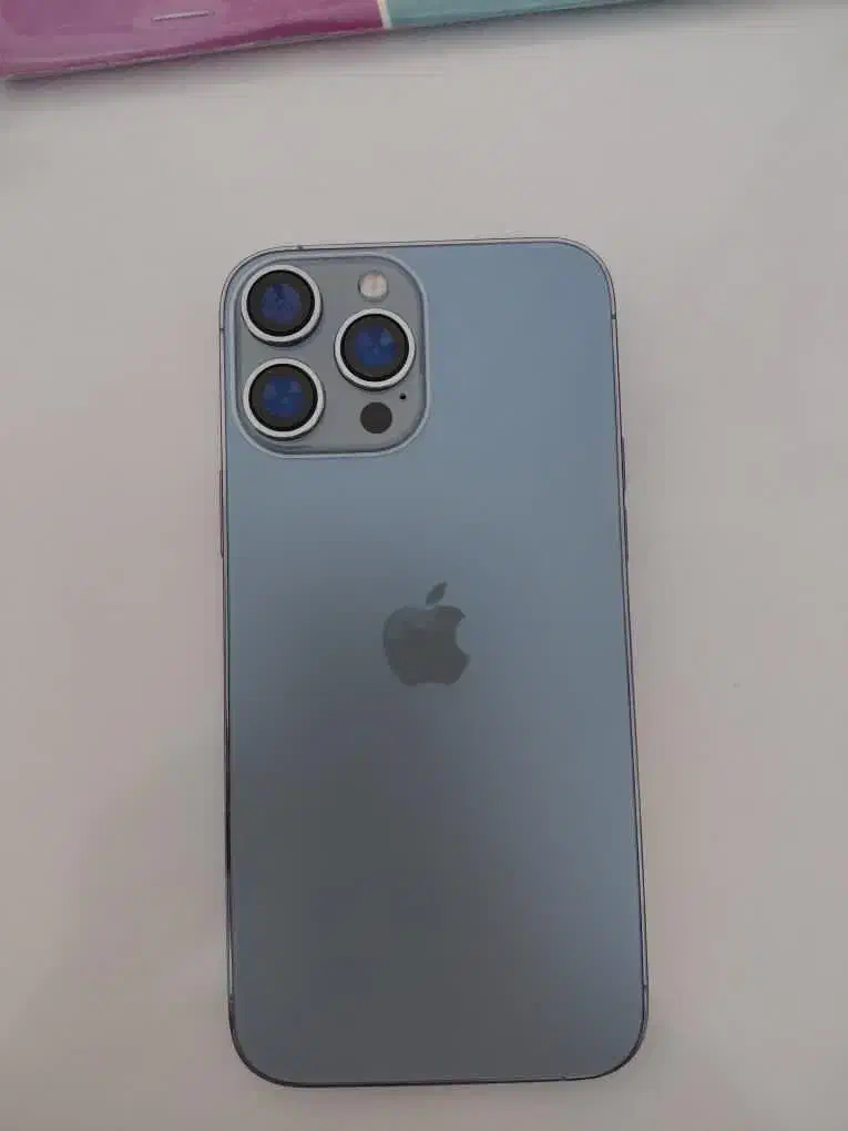 اپل iPhone 13 Pro Max با حافظهٔ ۲۵۶ گیگابایت|موبایل|شاهین‌شهر, شهرک امام علی|دیوار