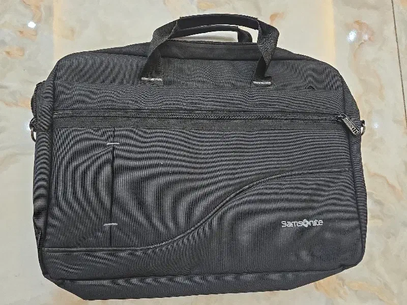 کیف لپ تاپ برزنتی|کیف، کفش، کمربند|سمنان, |دیوار