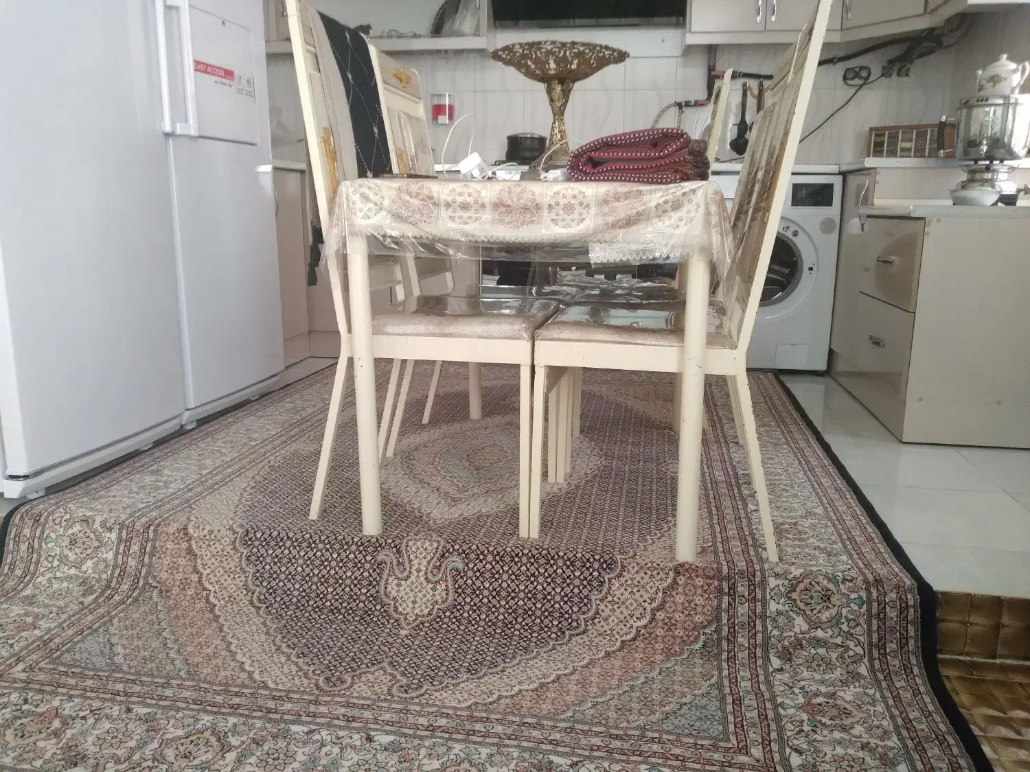 میز غذا خوری|میز و صندلی غذاخوری|پارسآباد, |دیوار