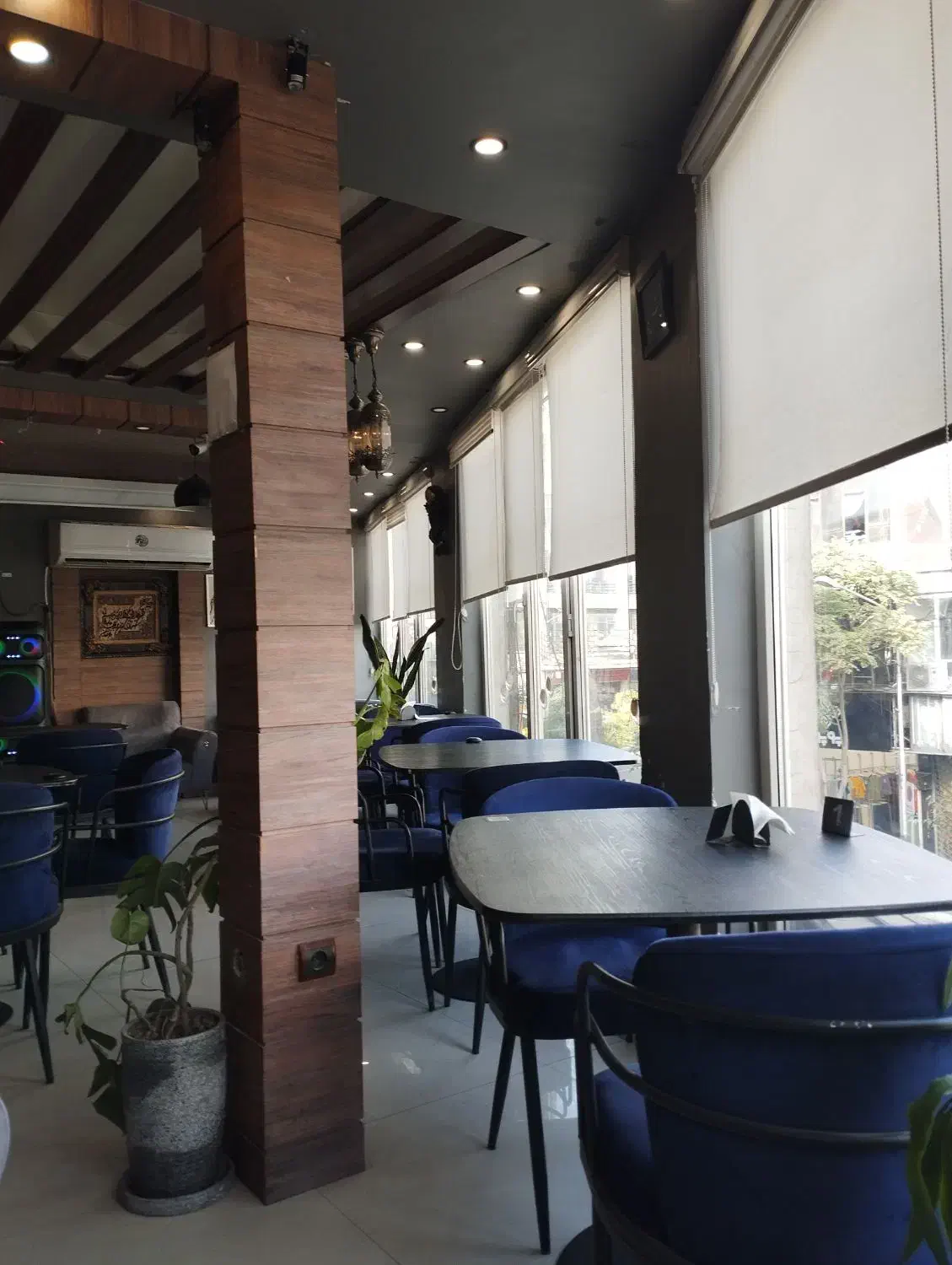 سالن دار خانم ،|استخدام خدمات فروشگاه و رستوران|تهران, سهروردی|دیوار