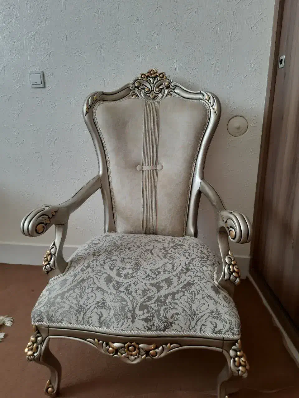 مبل|مبلمان خانگی و میز عسلی|برخوار, |دیوار