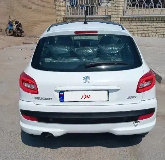 پژو۲۰۷ سقف پانورما مدل۱۴۰۱|خودرو سواری و وانت|بوشهر, |دیوار