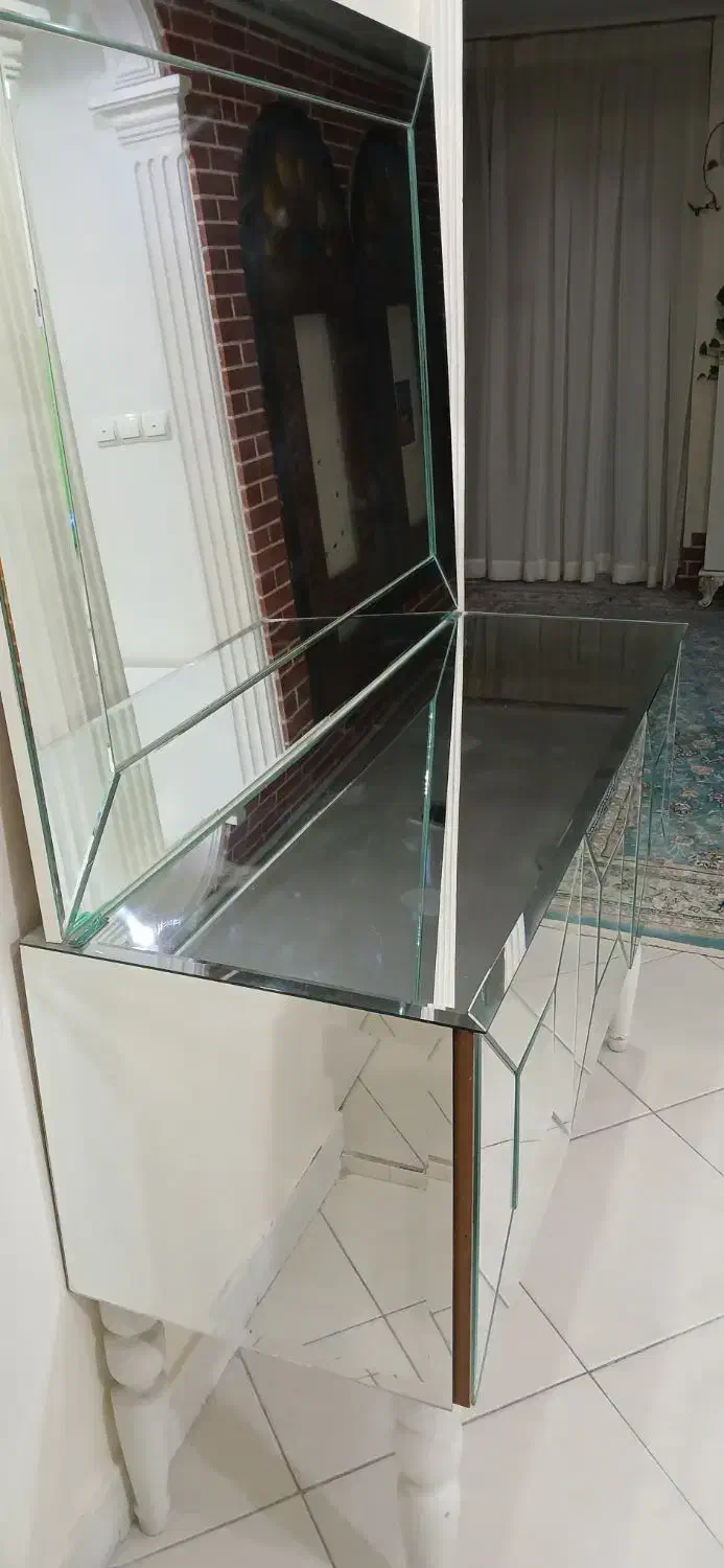 آینه و کنسول|بوفه، ویترین، کنسول|تهران, شهرک فرهنگیان|دیوار