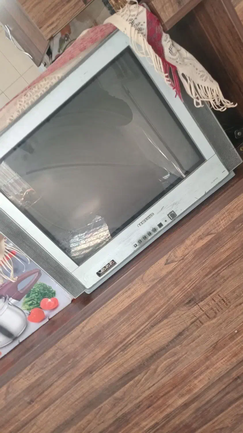 خرید وفروش تلویزیون کوچیک وبزرگ شیشه تلویزیون|تلویزیون و پروژکتور|کرمان, |دیوار