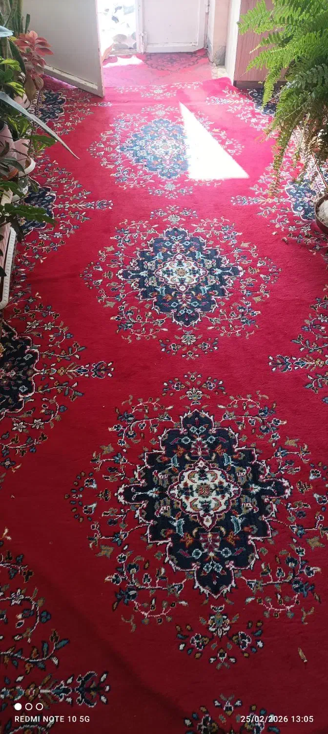 کنارفرشی|فرش|مرودشت, استادیوم‎|دیوار