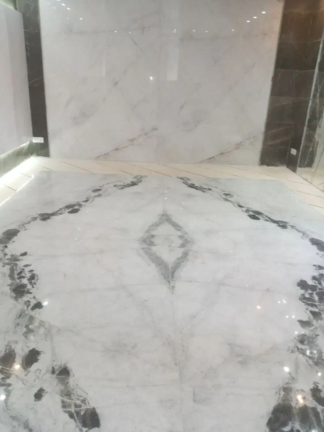 خدمات کف سابی سنگ بتن وموزائیک مدرن|خدمات نظافت|بندر ماهشهر, |دیوار