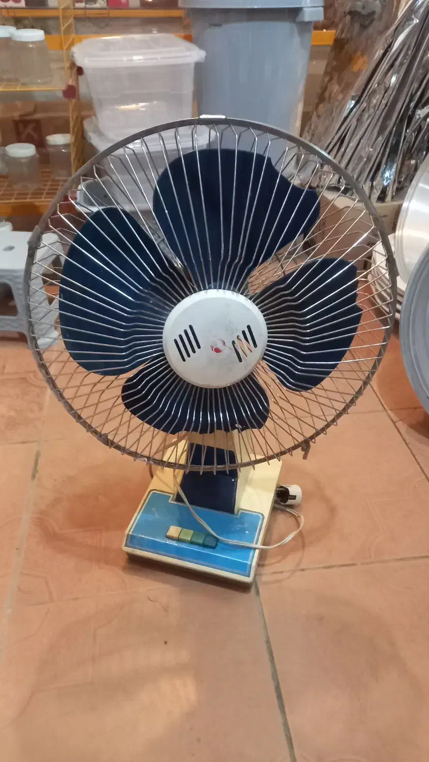 پنکه|پنکه و تصفیه‌کنندهٔ هوا|همدان, |دیوار