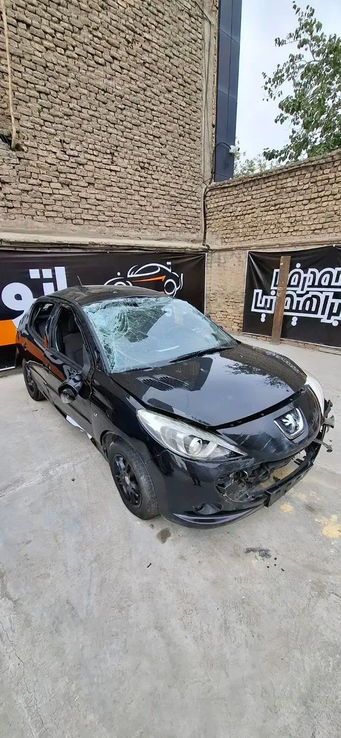 پژو 207i پانوراما دنده ای/ تصادفی|خودرو سواری و وانت|مشهد, هنرستان|دیوار