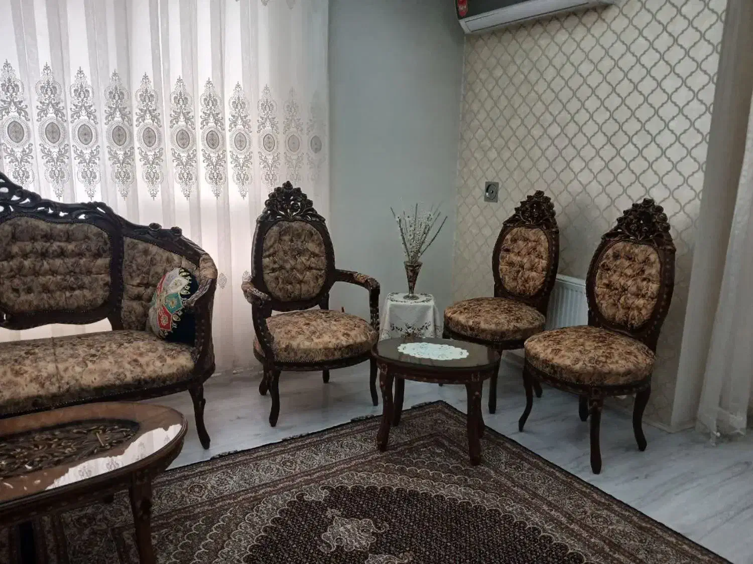 مبل سلطنتی 9 نفره|مبلمان خانگی و میز عسلی|خوی, |دیوار