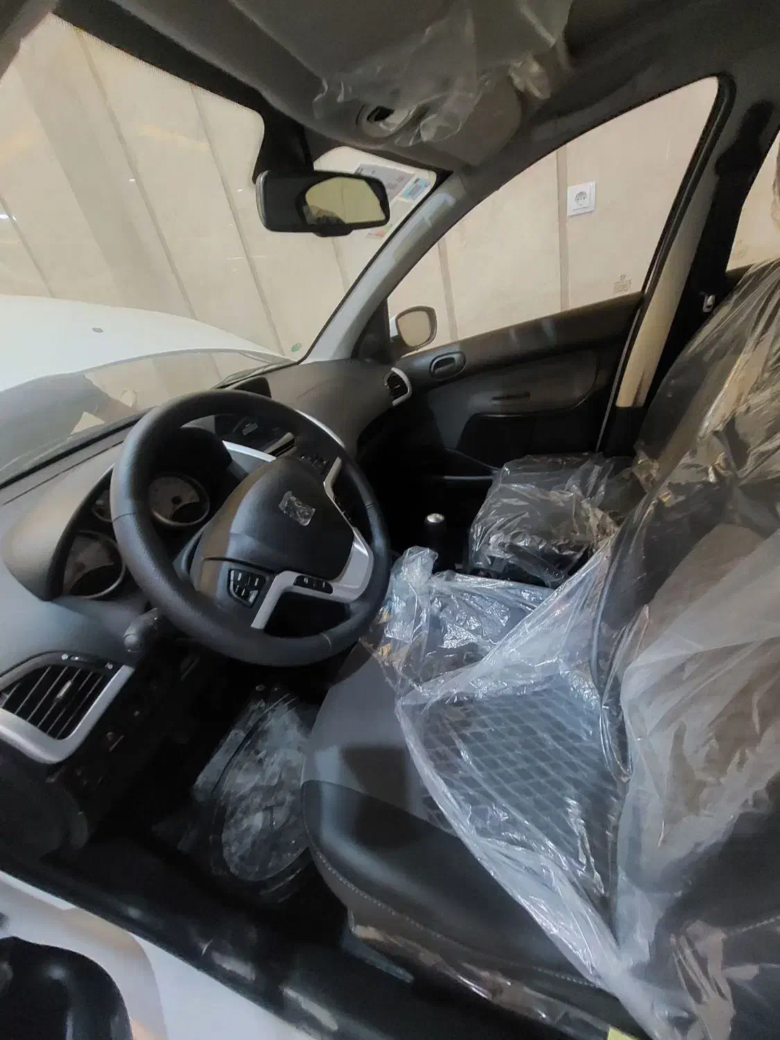 ۲۰۷ ارتقا یافته|خودرو سواری و وانت|بندرعباس, |دیوار