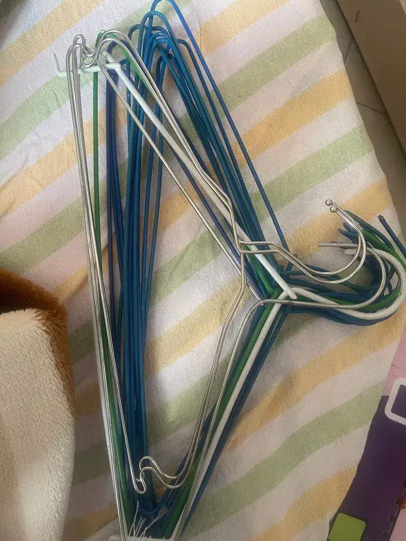 چوب‌لباسی|بندرخت و رخت‌آویز|مشهد, طلاب|دیوار