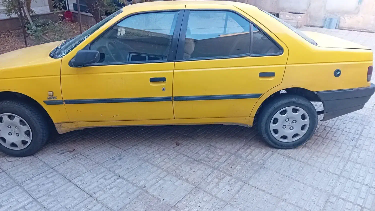 فروشی|خودرو سواری و وانت|تاکستان, |دیوار