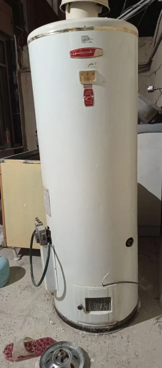 آبگرمکن ایستاده|آبگرمکن، پکیج، شوفاژ|قروه, |دیوار