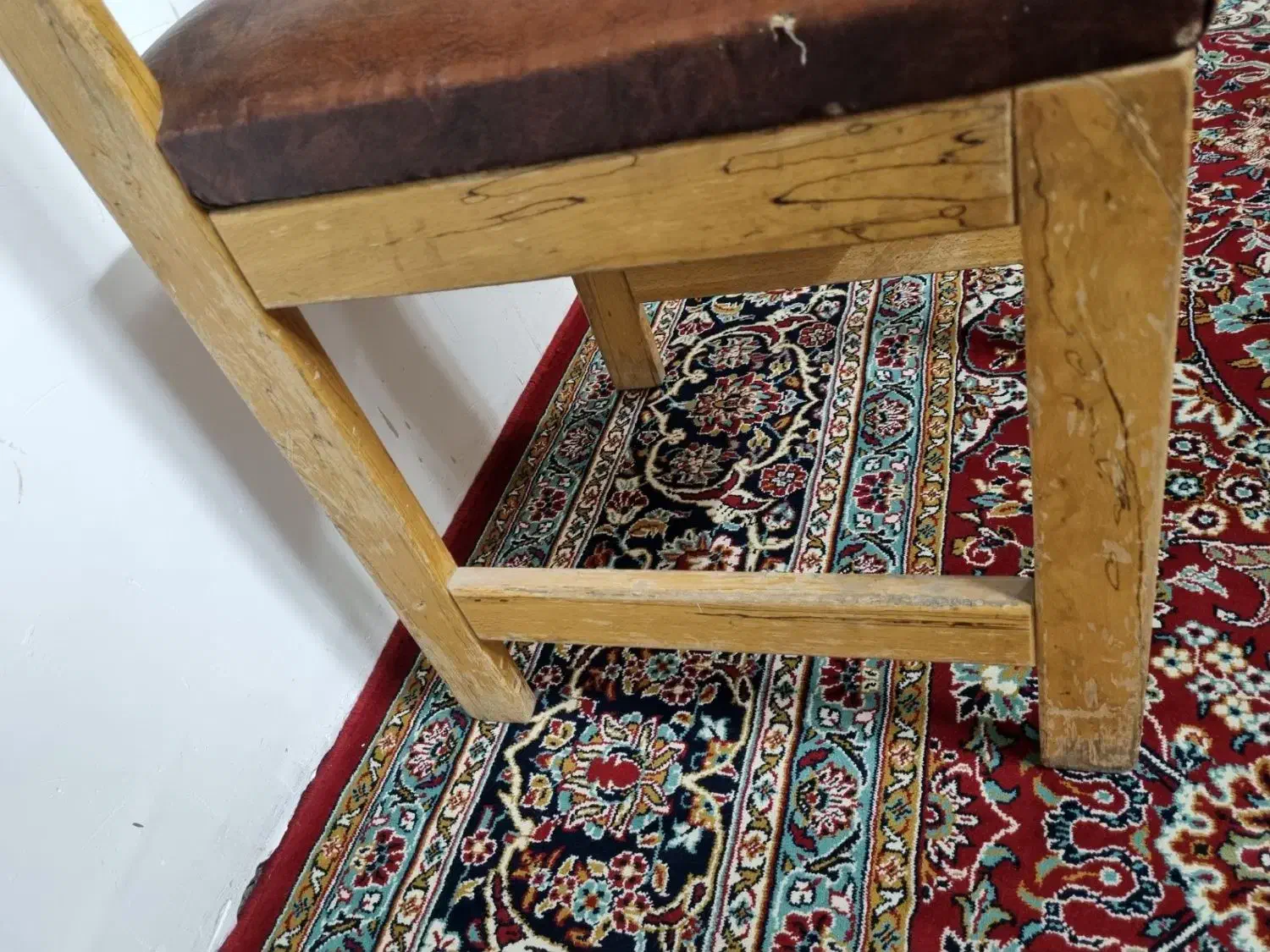 تابلو و دوعدد صندلی|تابلو، نقاشی، عکس|زاهدان, |دیوار