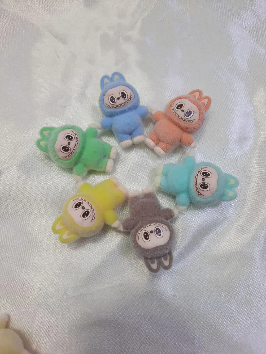 لبوبو مینی مخملی دارای رنگ هاس مختلف بدلیجات|بدلیجات|قم, ارم|دیوار