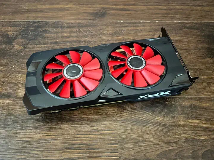 باندل گیمینگ نسل 6 به همراه کارت گرافیک rx580|قطعات و لوازم جانبی رایانه|برخوار, |دیوار