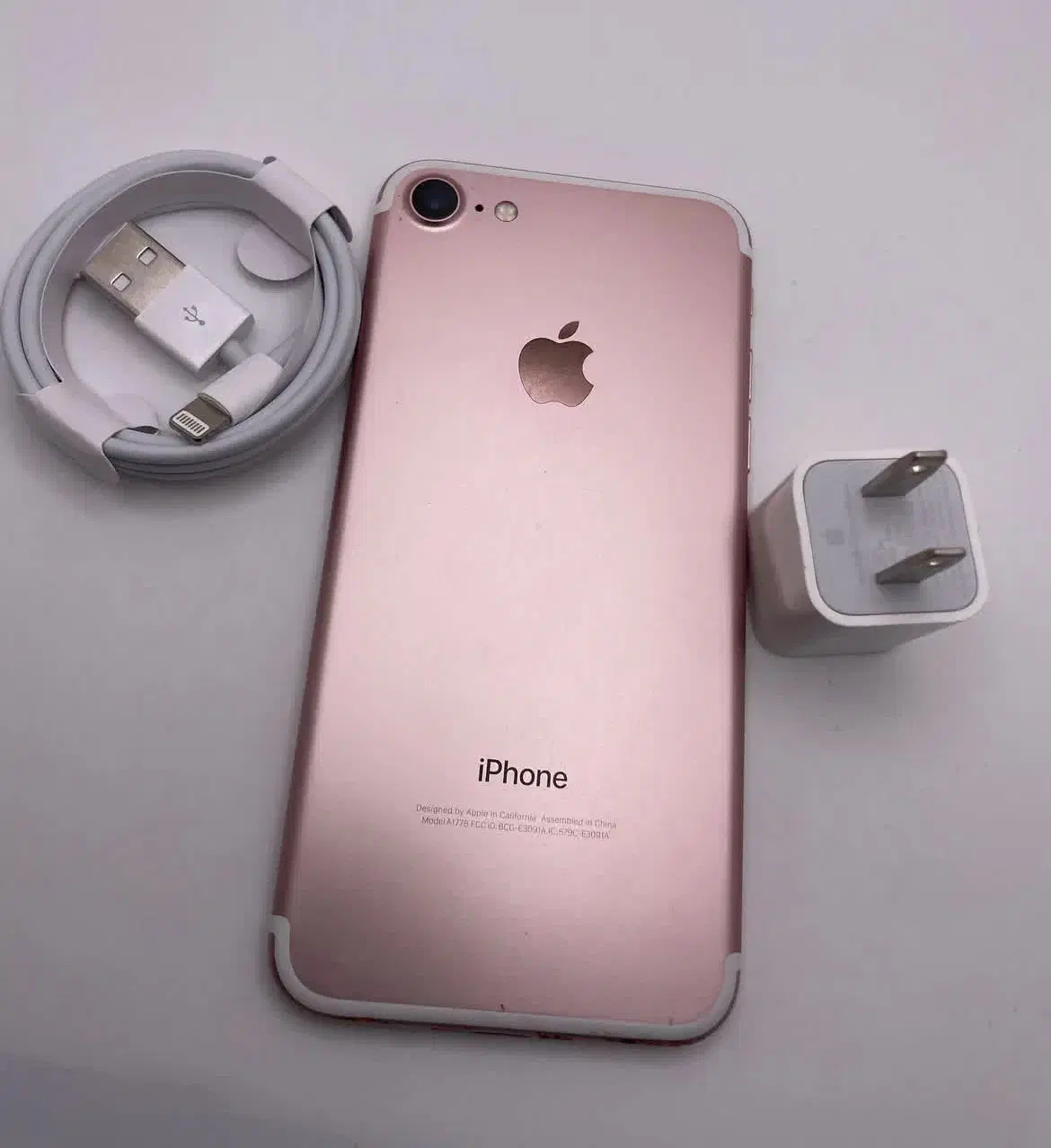 iPhone 7 128|موبایل|اصفهان, باغ فدک|دیوار