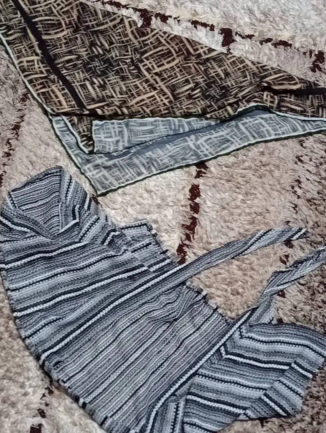 لباس|لباس|شیراز, حجت آباد|دیوار